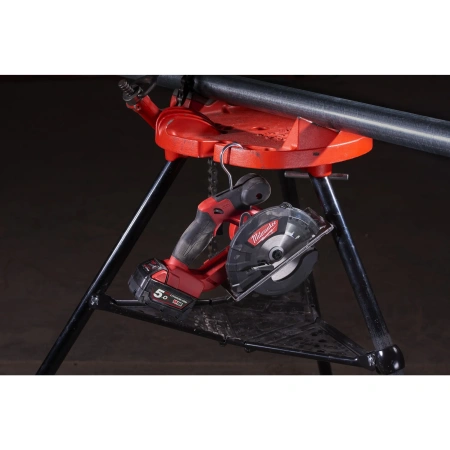 Аккумуляторная циркулярная пила по металлу Milwaukee M18 FMCS-502X FUEL  (Арт. 4933459193)