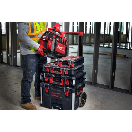 Ящик на колесах Milwaukee PACKOUT TROLLEY BOX  (Арт. 4932464078)