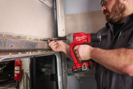 Акк. заклёпочник M18 ONEFLT-502X (Арт. 4933478638)