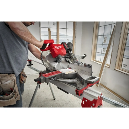 Аккумуляторная торцовочная пила Milwaukee M18 FMS 305-121 FUEL ONE-KEY (Li-Ion12Ач)  (Арт. 4933471122)