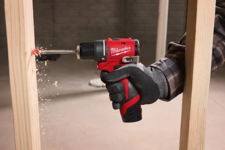 Аккумуляторная безударная дрель-шуруповерт Milwaukee M12 BLDDRC-402C (замена для 4933441925) (Арт. 4933499688)