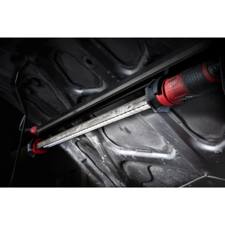 Аккумуляторный подкапотный светодиодный фонарь Milwaukee M12 UHL-0  (Арт. 4933459432)