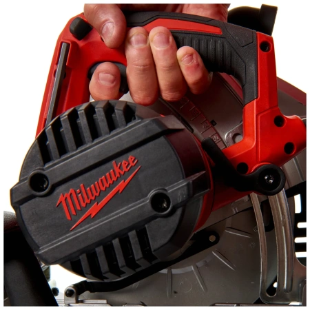 Циркулярная пила по дереву Milwaukee CS 85 CBE  (Арт. 4933451116)