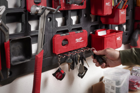 Планка крюков малых прямых универсальный для стеллажной системы Milwaukee PACKOUT (Арт. 4932493384)