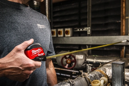 Рулетка магнитная Milwaukee Magnetic GEN IV 8м-26фт / ширина 30 мм (футовая) (замена для 4932464603) (Арт. 4932498771)