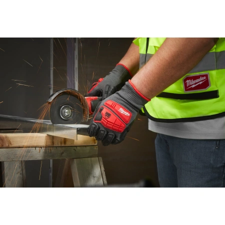 Перчатки Milwaukee Impact Cut Level с защитой от ударов и порезов, уровень защиты E/5, размер 7/S (Арт. 4932479725)