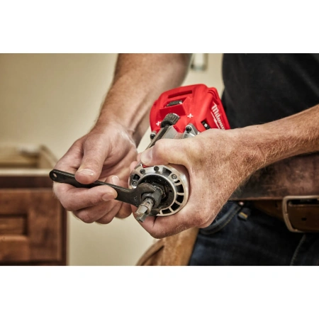 Аккумуляторный фрезер Milwaukee M18 FTR8-0X FUEL  (Арт. 4933479073)
