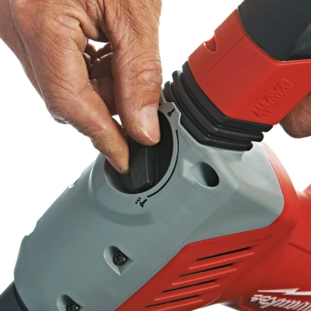 Перфоратор 3-х режимный SDS-Plus со съемным патроном FIXTEC Milwaukee PLH 28 XE  (Арт. 4933446800)