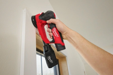 Аккумуляторная эксцентриковая шлифовальная машина Milwaukee M12 FSDR75-202B FUEL (Арт. 4933498233)