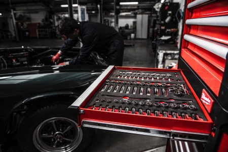 Набор метрических головок с воротком Milwaukee 1/4'' (28 предметов) в ложементе (Арт. 4932479824)