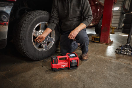 Аккумуляторный насос Milwaukee M18 BI-0 (Арт. 4933478706)