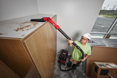 Узкая поворотная насадка для пылесоса Milwaukee AIR-TIP™ AT-10 (Арт. 4932498019)