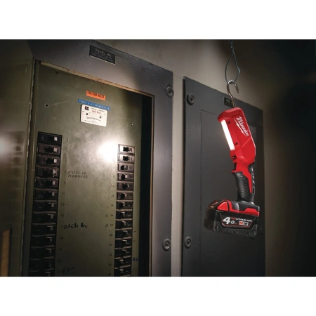 Аккумуляторный светодиодный фонарь Milwaukee M18 IL-0  (Арт. 4932430564)