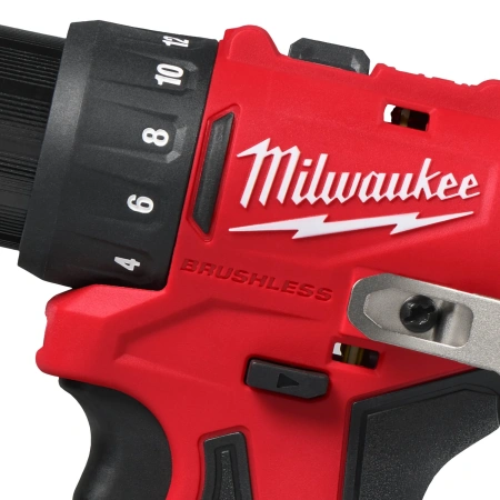 Аккумуляторная безударная дрель-шуруповерт Milwaukee M12 BLDDRC-0 (замена для 4933441930) (Арт. 4933499683)