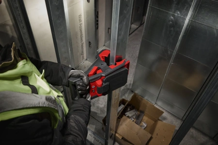 Аккумуляторный светодиодный фонарь с шарнирным световым блоком Milwaukee M18 PAL2-0 (замена для 4933464105) (Арт. 4933493547)