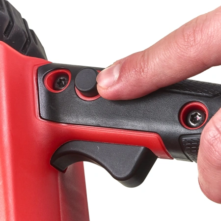 Аккумуляторная цепная пила Milwaukee M18 FCHSC-0 FUEL  (Арт. 4933471441)