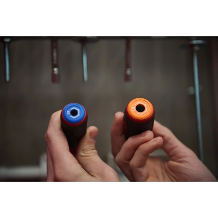 Отвертка торцевая магнитная Milwaukee HOLLOWCORE™ сквозная SW5 (отверстие под М2.5) (Арт. 48222531)