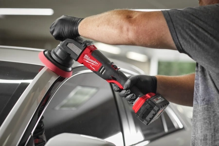 Аккумуляторная орбитальная полировальная машина Milwaukee M18 FROP15-502X FUEL (Арт. 4933478835)