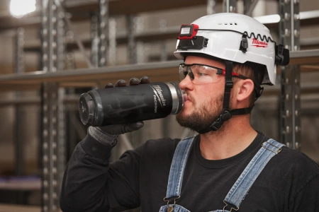 Термос черный Milwaukee PACKOUT CHUG LID 532 мл (Арт. 4932493992)
