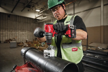 Аккумуляторная безударная дрель-шуруповерт Milwaukee M18 FDD3-502X FUEL (Арт. 4933479863)