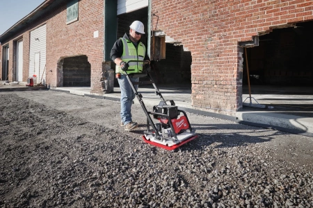 Аккумуляторная виброплита Milwaukee MXF PC50-0 FUEL (Арт. 4933493267)