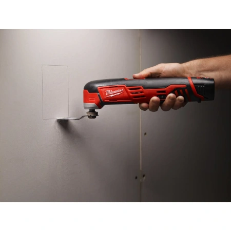 Аккумуляторный многофункциональный инструмент Milwaukee C12 MT-0  (Арт. 4933427180)