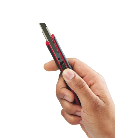 Нож выдвижной Milwaukee 9 мм  (Арт. 48221960)