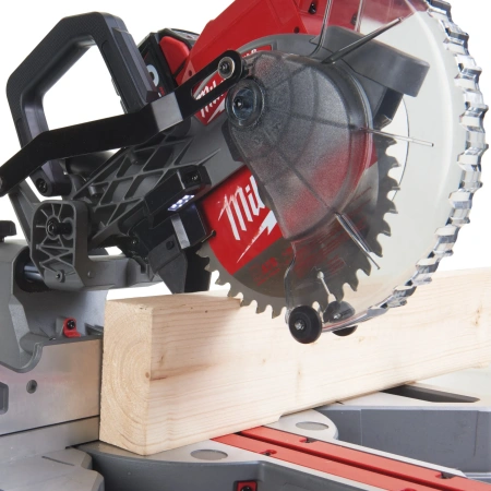 Аккумуляторная торцовочная пила Milwaukee M18 FMS 190-0 FUEL  (Арт. 4933459619)