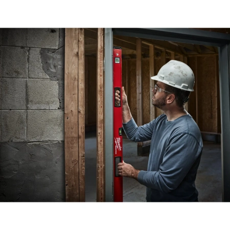 Уровень магнитный Milwaukee REDSTICK Backbone™ 120 см  (Арт. 4932459069)