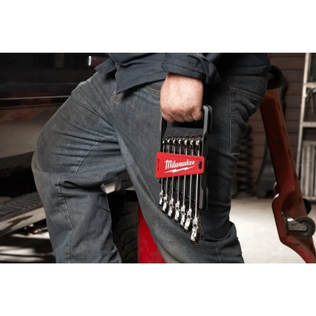 Набор гаечных ключей рожково-накидных с трещоткой и шарниром в накидной части Milwaukee MAX BITE (7 шт.) (Арт. 4932478557)