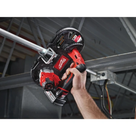 Аккумуляторная ленточная пила Milwaukee M12 BS-402C  (Арт. 4933441805)