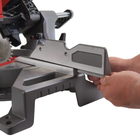 Аккумуляторная торцовочная пила Milwaukee M18 FMS 190-0 FUEL  (Арт. 4933459619)