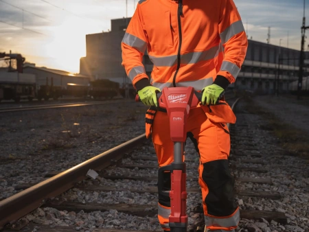 Аккумуляторный железнодорожный ударный гайковерт с фиксацией фрикционным кольцом Milwaukee M18 FHIWF1R-122C [FORGE™] FUEL (1'') (замена для 4933493141) (Арт. 4933499201)