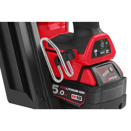 Аккумуляторный гвоздезабиватель(нейлер) с наклонным магазином Milwaukee M18 FFN-502C FUEL  (Арт. 4933471404)