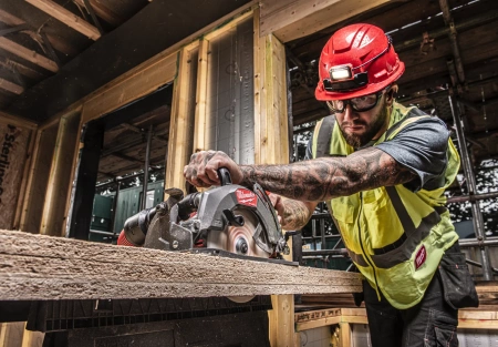 Аккумуляторная циркулярная пила по дереву Milwaukee M18 FCSRH662-0 FUEL (замена для 4933471444) (Арт. 4933498992)