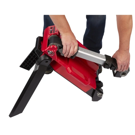 Аккумуляторная светодиодная мачта освещения Milwaukee M18 ONERSAL-0 ONE-KEY TRUEVIEW™  (Арт. 4933459431)
