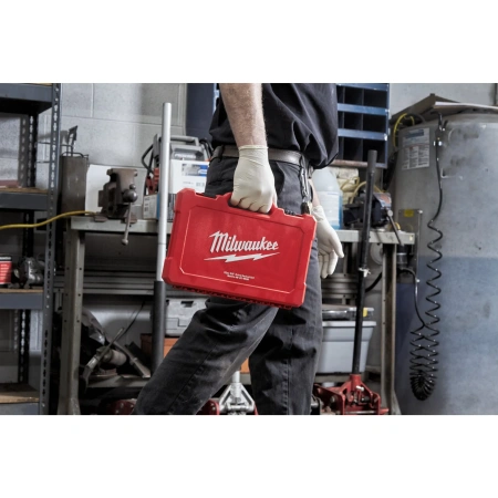 Набор метрических головок с воротком Milwaukee 3/8'' (32 предмета)  (Арт. 4932464945)