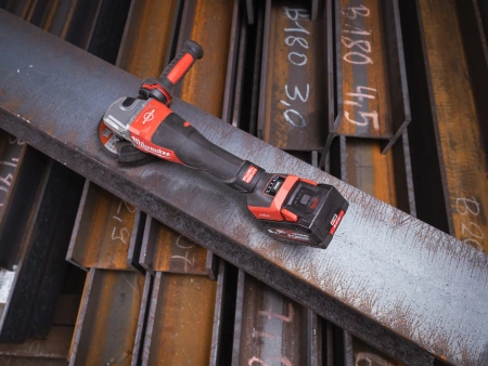 Аккумуляторная углошлифовальная машина (УШМ, Болгарка) Milwaukee M18 FHSAGO125 VXPDB2-0X FUEL ONE-KEY 125мм (Арт. 4933493419)