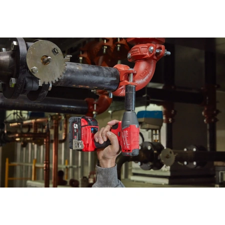 Аккумуляторный ударный гайковерт с фиксацией пином Milwaukee M18 ONEIWP12-502X FUEL ONE-KEY (1/2'')  (Арт. 4933451372)