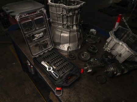 Метчики и плашки метрические набор 38ед. с рукояткой Hex-LOK™ 2-в-1 в органайзере PACKOUT™ (Арт. 4932498721)