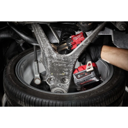 Аккумуляторный компактный ударный гайковерт с фиксацией пином Milwaukee M18 FIW2P12-502X FUEL (1/2'')  (Арт. 4933478447)