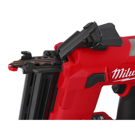Аккумуляторный гвоздезабиватель(нейлер) с прямым магазином Milwaukee M12 FCN18GS-0X FUEL (Арт. 4933493354)