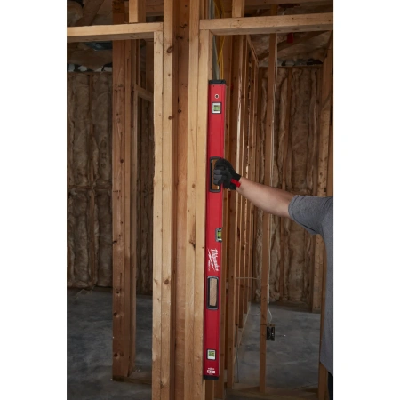 Уровень Milwaukee REDSTICK Backbone™ 120 см  (Арт. 4932459068)