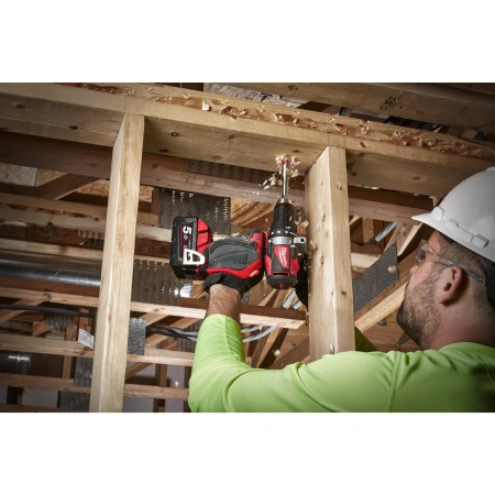Аккумуляторная безударная дрель-шуруповерт Milwaukee M18 BLDD2-502X  (Арт. 4933464515)