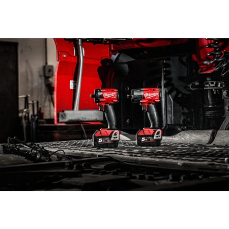 Аккумуляторный компактный ударный гайковерт с фиксацией пином Milwaukee M18 FIW2P12-502X FUEL (1/2'')  (Арт. 4933478447)