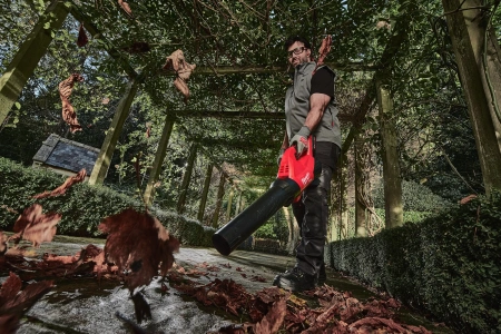 Аккумуляторная воздуходувка Milwaukee M18 FBLG3-802 [FORGE™] FUEL (замена для 4933493302) (Арт. 4933499233)