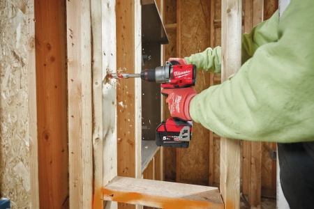 Аккумуляторная безударная дрель-шуруповерт Milwaukee M18 FDD3-502X FUEL (Арт. 4933479863)