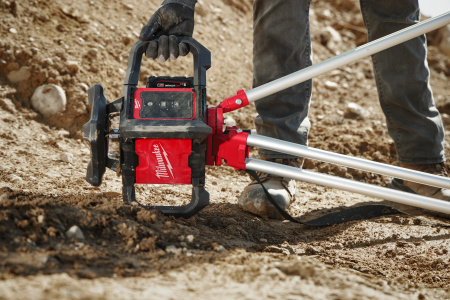 Аккумуляторный ротационный лазерный нивелир с красным лучом Milwaukee M18 RLOH600-201C (Арт. 4933493191)