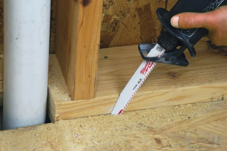 Полотно для сабельной пилы, демонтажное по дереву, дереву с гвоздями, пластику Milwaukee THE AX 230 мм/ шаг зуба 5 мм (5 шт) (экоупак.) (замена для 48005026) (Арт. 48475026)