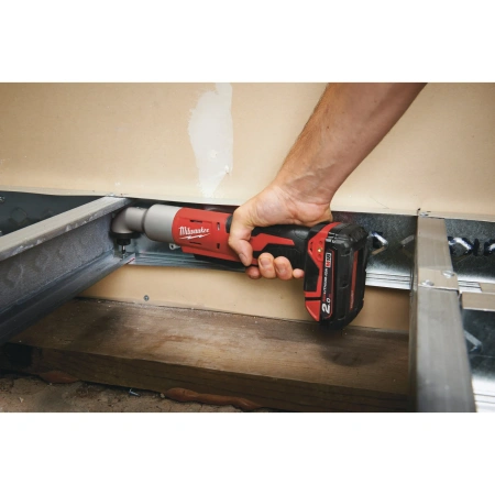 Аккумуляторный угловой импульсный винтоверт Milwaukee M18 BRAID-0  (Арт. 4933447891)